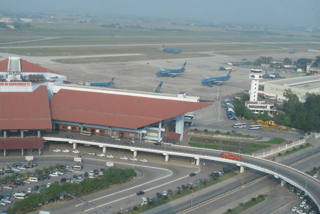 Sân bay Nội Bài, tạm ngừng hoạt động một đường băng